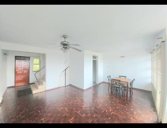 3 BEDROOM APARTMENT FOR SALE IN GLENWOOD